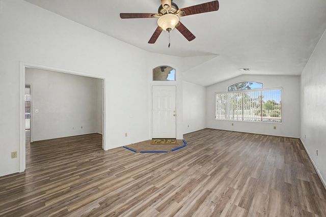4649 E Augusta Avenue, Chandler, AZ 85249