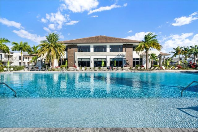 4335 NW 81st Ave, Doral, FL 33166