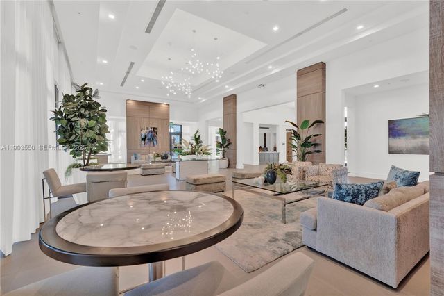 4335 NW 81st Ave, Doral, FL 33166