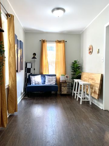 714 Woodlawn Dr, Clarksville, TN 37040