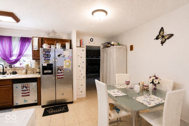 9944 Catalina Drive, Indianapolis, IN 46235