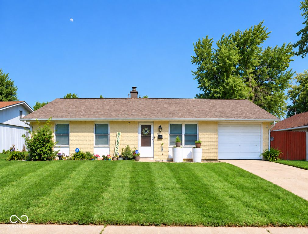 9944 Catalina Drive, Indianapolis, IN 46235