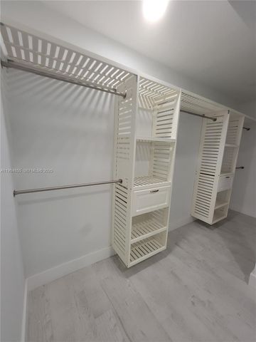 4603 King Palm Dr, Tamarac, FL 33319