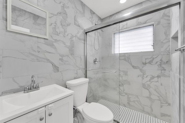 7401 Pines Boulevard 201, Pembroke Pines, FL 33024
