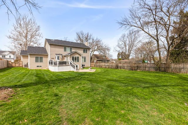 1N003 Richard Avenue, Wheaton, IL 60187