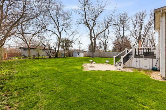 1N003 Richard Avenue, Wheaton, IL 60187