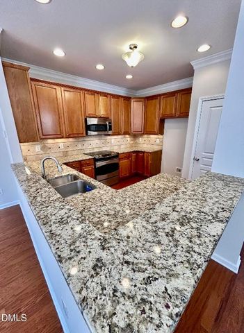 5826 Cameo Glass Way, Raleigh, NC 27612