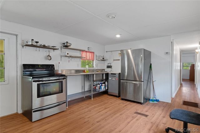 8845 E Washington Lane, Floral City, FL 34436