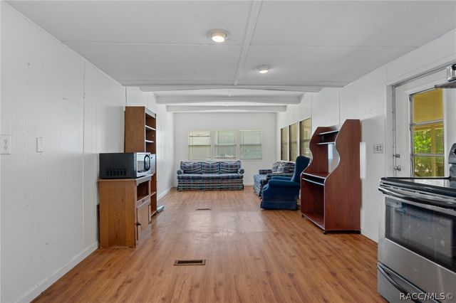8845 E Washington Lane, Floral City, FL 34436