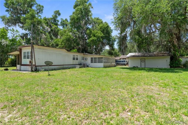 8845 E Washington Lane, Floral City, FL 34436