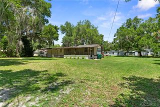 8845 E Washington Lane, Floral City, FL 34436