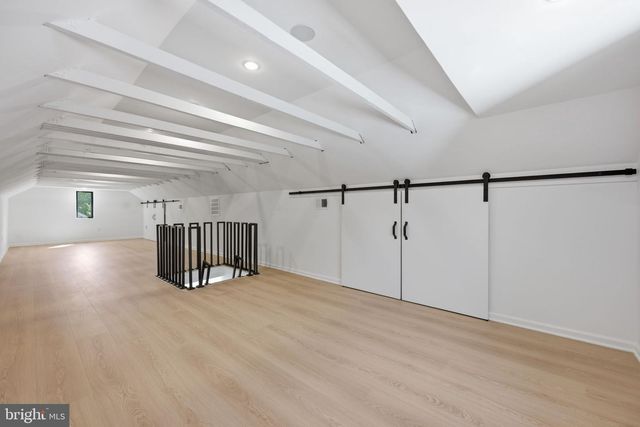 7049 WESTERN AVE NW, Washington, DC 20015