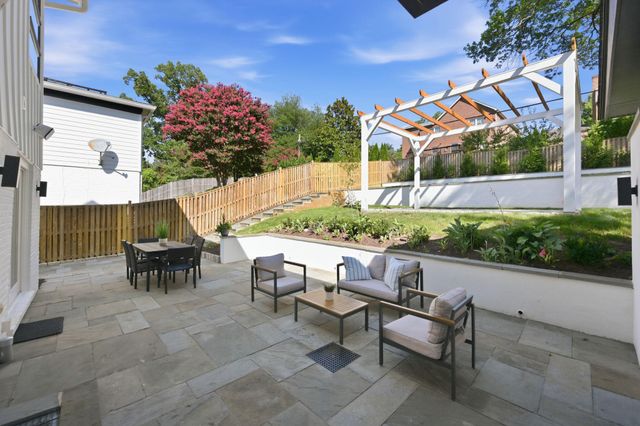 7049 WESTERN AVE NW, Washington, DC 20015
