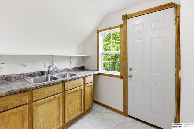 3416 Burt Street, Omaha, NE 68131