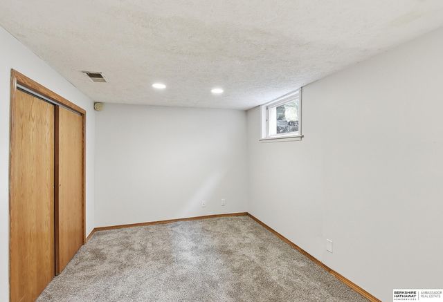 3416 Burt Street, Omaha, NE 68131