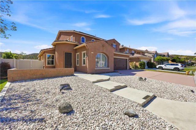27708 Carlton Oaks Street, Murrieta, CA 92562