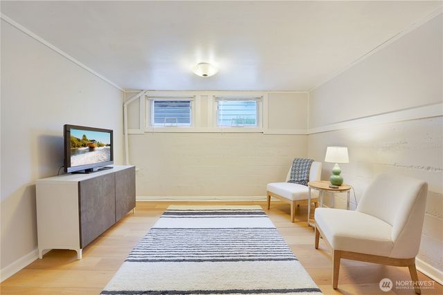 8027 12th Avenue NW, Seattle, WA 98117