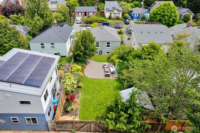 8027 12th Avenue NW, Seattle, WA 98117