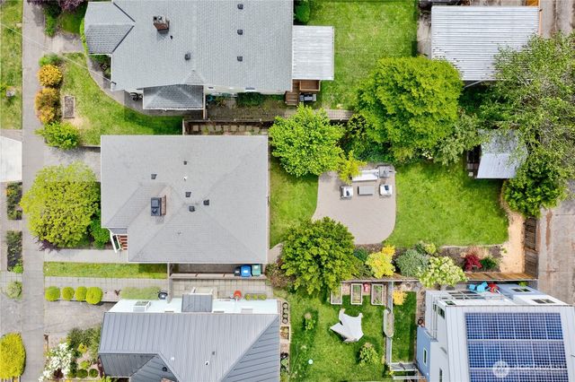 8027 12th Avenue NW, Seattle, WA 98117