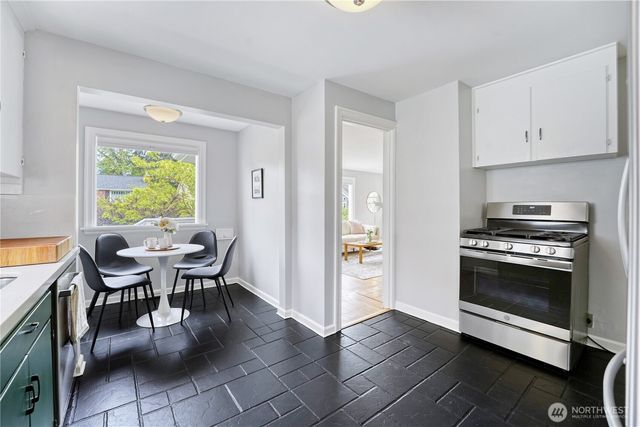 8027 12th Avenue NW, Seattle, WA 98117