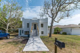 833 E 12TH AVENUE, New Smyrna Beach, FL 32169