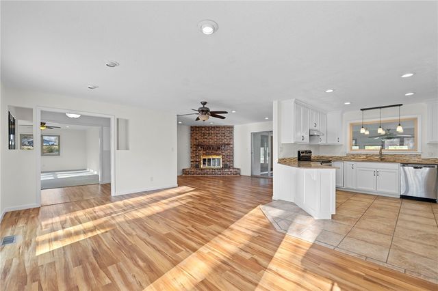 20864 Ar-16, Siloam Springs, AR 72761