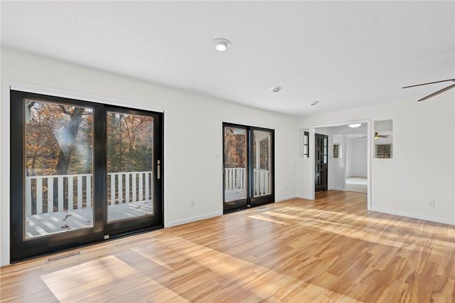 20864 Ar-16, Siloam Springs, AR 72761