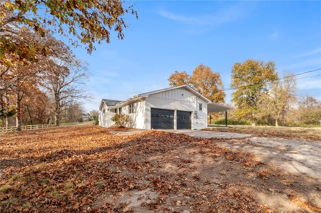 20864 Ar-16, Siloam Springs, AR 72761