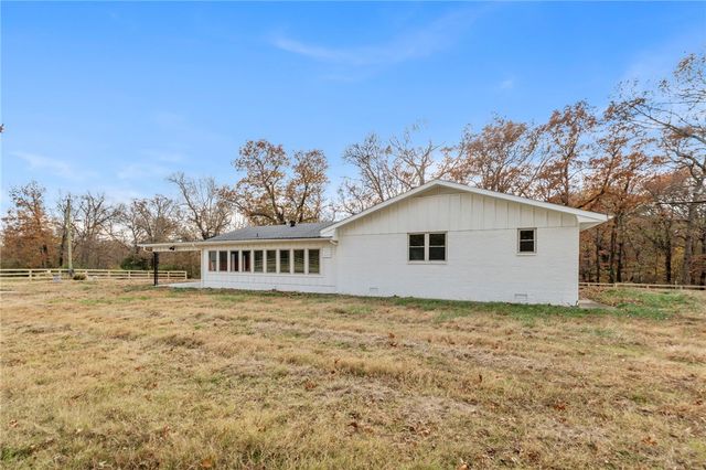 20864 Ar-16, Siloam Springs, AR 72761