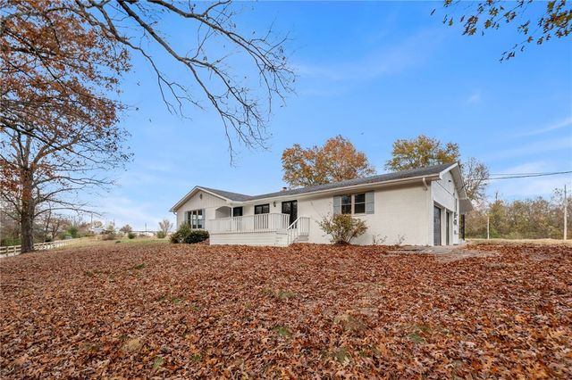 20864 Ar-16, Siloam Springs, AR 72761