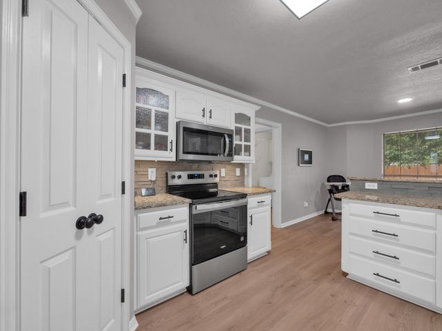 1020 Oak Hollow Lane, Combine, TX 75159