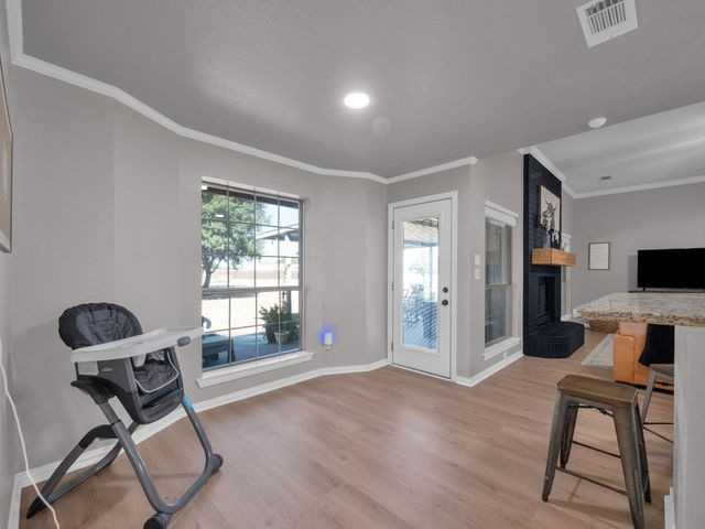 1020 Oak Hollow Lane, Combine, TX 75159