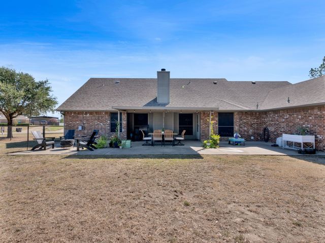1020 Oak Hollow Lane, Combine, TX 75159