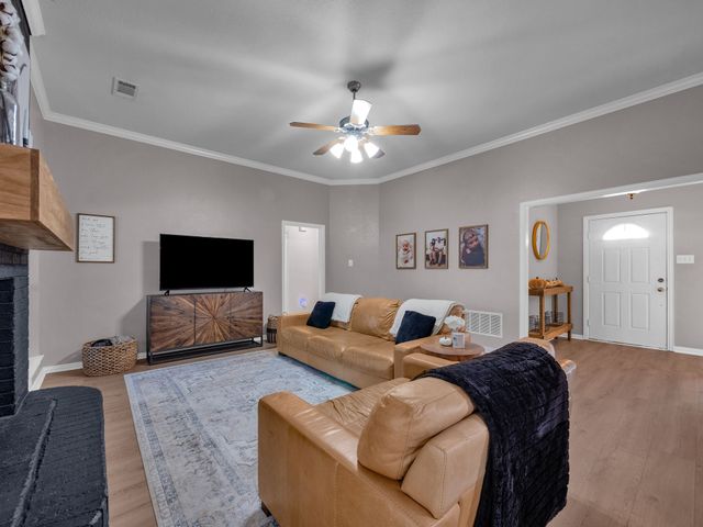 1020 Oak Hollow Lane, Combine, TX 75159