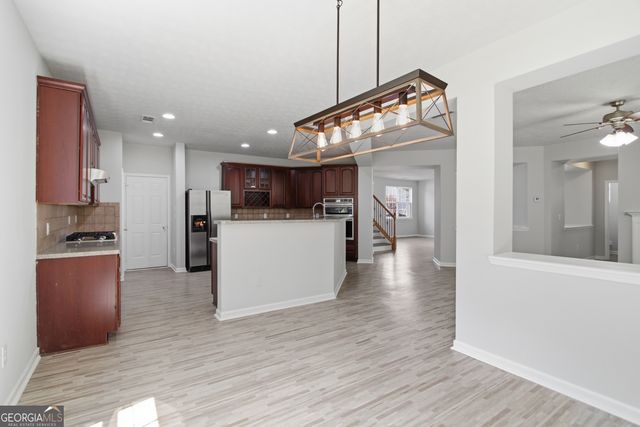 156 Branch Valley Way, Dallas, GA 30132