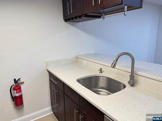 55 Clinton 502, Hackensack, NJ 07601