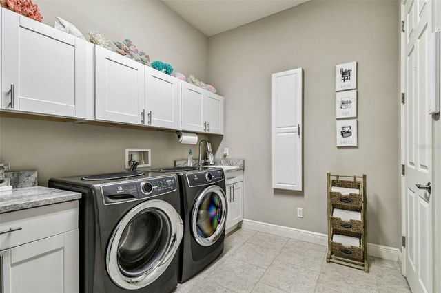 1446 VIA VERDI DRIVE, Palm Harbor, FL 34683