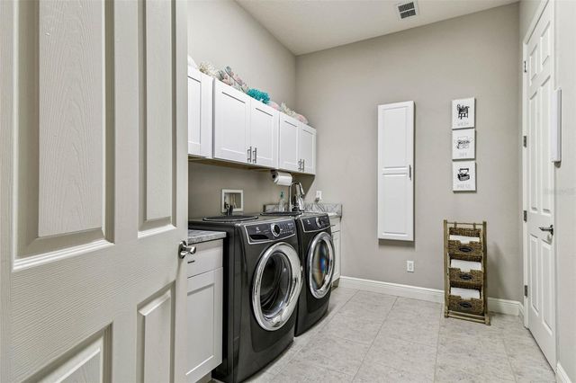 1446 VIA VERDI DRIVE, Palm Harbor, FL 34683