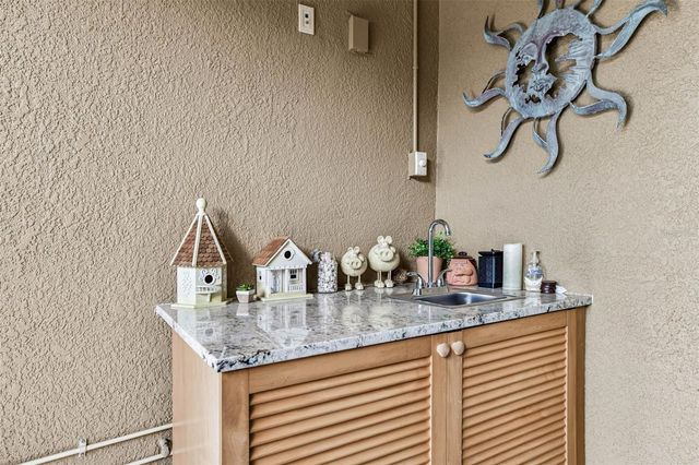 1446 VIA VERDI DRIVE, Palm Harbor, FL 34683