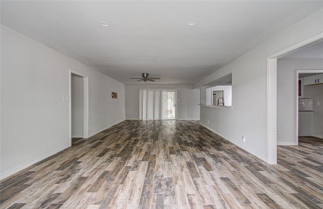 5507 Braesvalley Drive, Houston, TX 77096