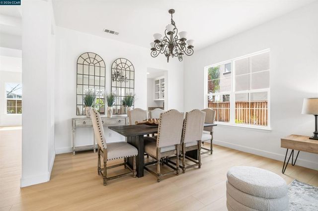 2650 Casella Way, San Ramon, CA 94582