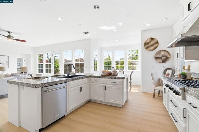 2650 Casella Way, San Ramon, CA 94582