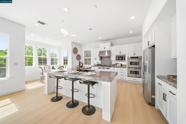 2650 Casella Way, San Ramon, CA 94582