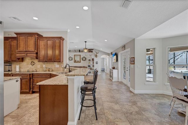 1923 CR 738, Webster, FL 33597