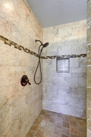 1923 CR 738, Webster, FL 33597