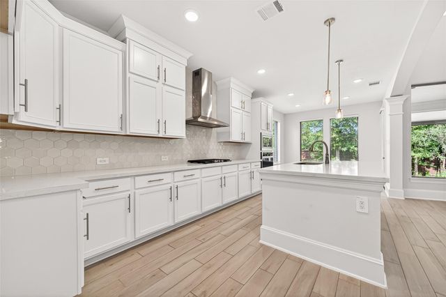 118 Dorado Sky Court, Conroe, TX 77318