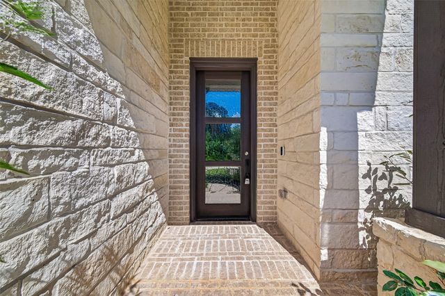 118 Dorado Sky Court, Conroe, TX 77318