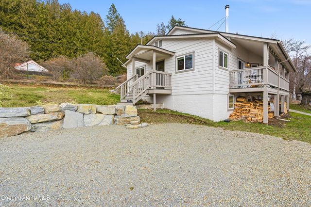 312 Ellisport St, Hope, ID 83836
