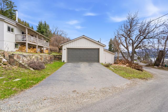 312 Ellisport St, Hope, ID 83836