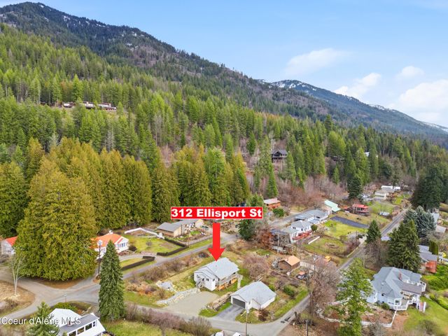 312 Ellisport St, Hope, ID 83836